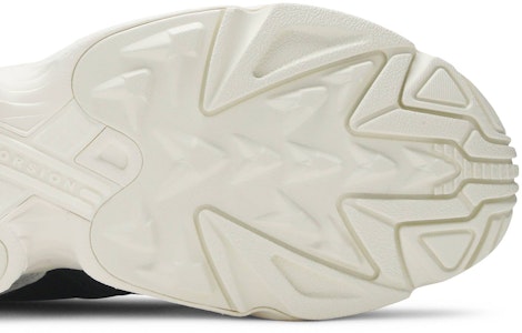 阿迪达斯 Yung-96 'Orca' 黑白配色 F97177 Purchase 阿迪达斯 Yung-96 'Orca' 黑白配色 F97177