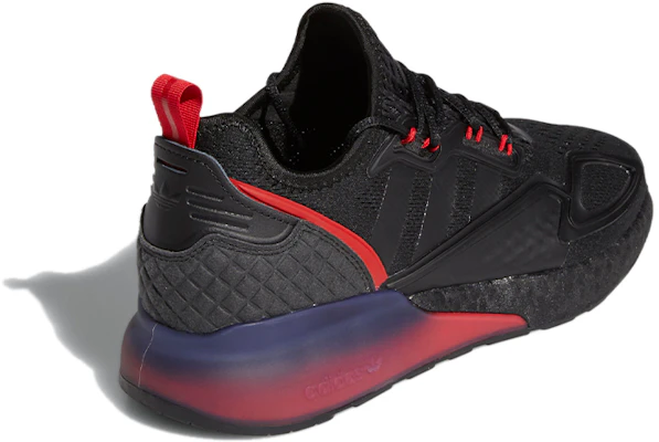 阿迪达斯 ZX 2K Boost '渐变鞋底 - 核心黑' FZ4641 Lookbook 阿迪达斯 ZX 2K Boost '渐变鞋底 - 核心黑' FZ4641