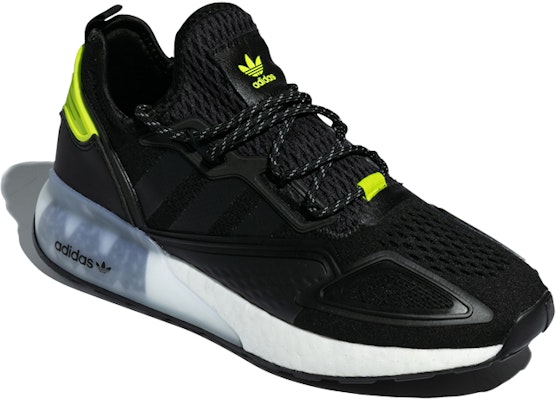 아디다스 ZX 2K 부스트 블랙 세미 솔라 슬라임 FY4497 Lookbook 아디다스 ZX 2K 부스트 블랙 세미 솔라 슬라임 FY4497