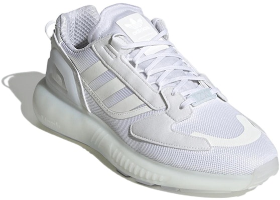 阿迪达斯 ZX 5K Boost '云白' GX2032 Lookbook 阿迪达斯 ZX 5K Boost '云白' GX2032