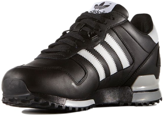 아디다스 ZX 700 블랙 (adidas ZX 700 Black) G63499 Lookbook 아디다스 ZX 700 블랙 (adidas ZX 700 Black) G63499