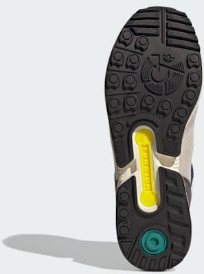 阿迪达斯ZX 8000复古运动鞋 零金属/深蓝/动力绿 KI1376 Lookbook 阿迪达斯ZX 8000复古运动鞋 零金属/深蓝/动力绿 KI1376