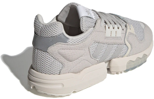 adidas ZX Torsion ''Grau Silber Metallic'' EE7777 Lookbook adidas ZX Torsion ''Grau Silber Metallic'' EE7777