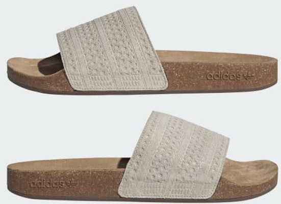阿迪达斯 Adilette 运动拖鞋 IH6148 Sizing 阿迪达斯 Adilette 运动拖鞋 IH6148