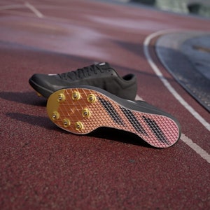 Adizero Zapatillas para Salto de Longitud con Clavos ID0300 Shop Adizero Zapatillas para Salto de Longitud con Clavos ID0300