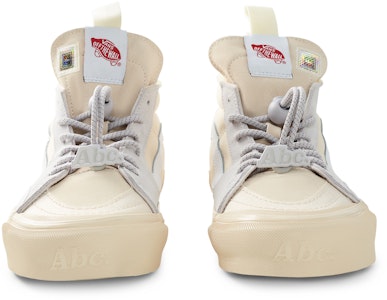Advisory Board Crystals x Vans Sk8-Hi EXT 'Ecru' Sneakers Beige VN000BW6ECR Lookbook Advisory Board Crystals x Vans Sk8-Hi EXT 'Ecru' Sneakers Beige VN000BW6ECR