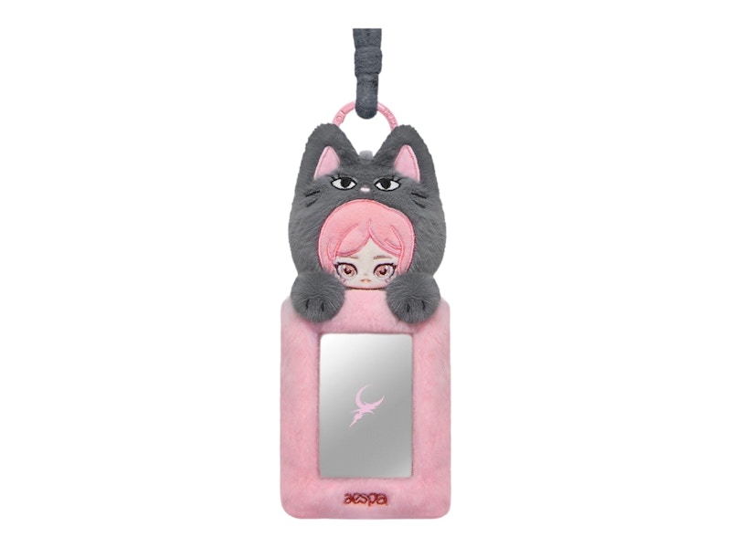aespa x Pop Mart Fluffy Club Series Fluffy GELBULNYANGI Card Holder