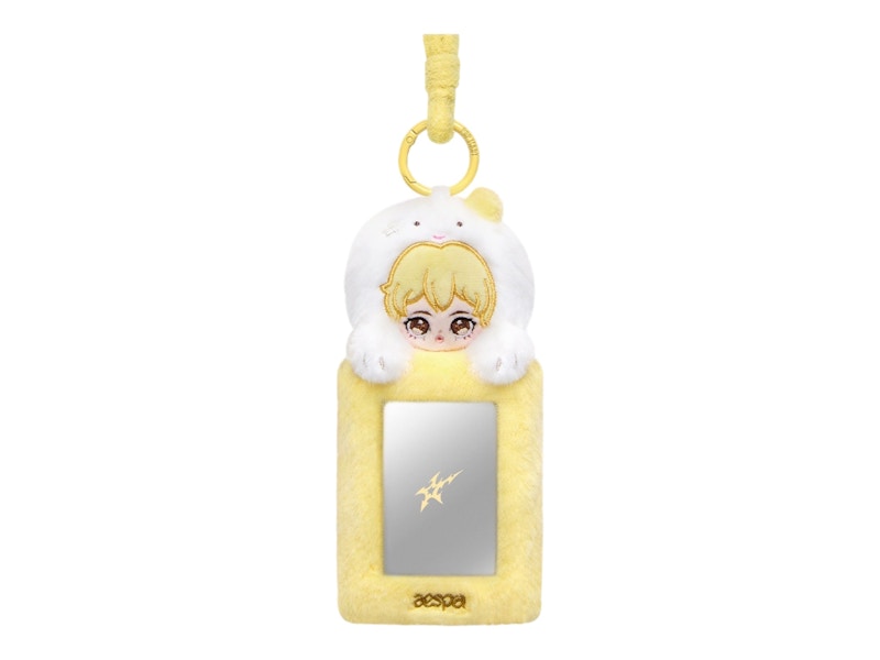 aespa x Pop Mart Fluffy Club Series Fluffy MUNGTAENGI Card Holder