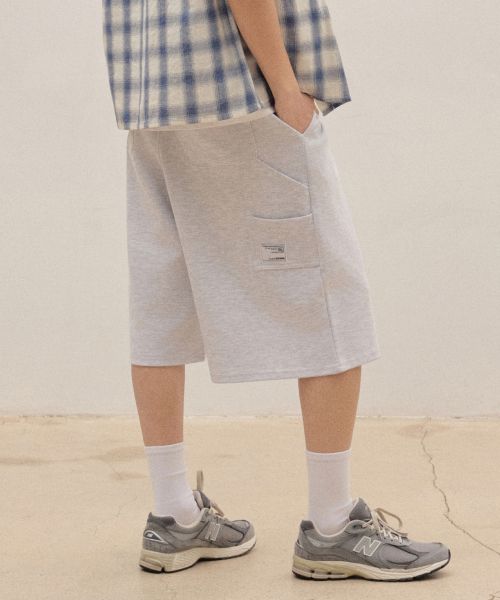 AGOD One Tuck Carpenter Sweat Bermuda Shorts [White Melange] A5SSKP01