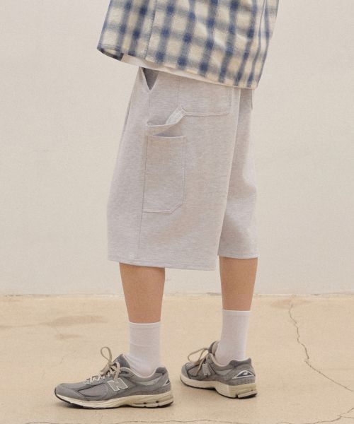Order AGOD One Tuck Carpenter Sweat Bermuda Shorts [White Melange] A5SSKP01