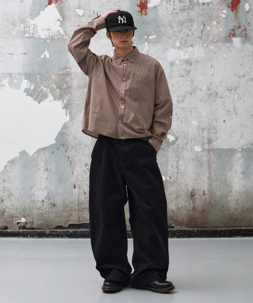 Shop AGOD Snap Button Curved Pants [Black] A6SLCP01BK