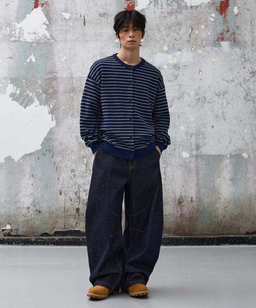 Shop AGOD Snap Button Curved Pants [Low Indigo] A6SLCP01RI