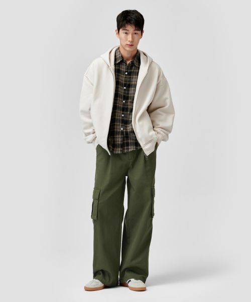 Lookbook AGOD Wide Big Pocket Cotton Cargo Banding Pants [Khaki] D6WP01
