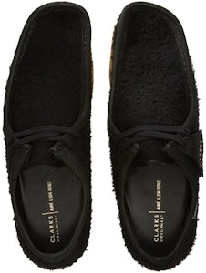 愛梅·里昂·多雷 x Clarks Wallabee 卡森蒂諾羊毛 '黑色' 26160882 Shop 愛梅·里昂·多雷 x Clarks Wallabee 卡森蒂諾羊毛 '黑色' 26160882