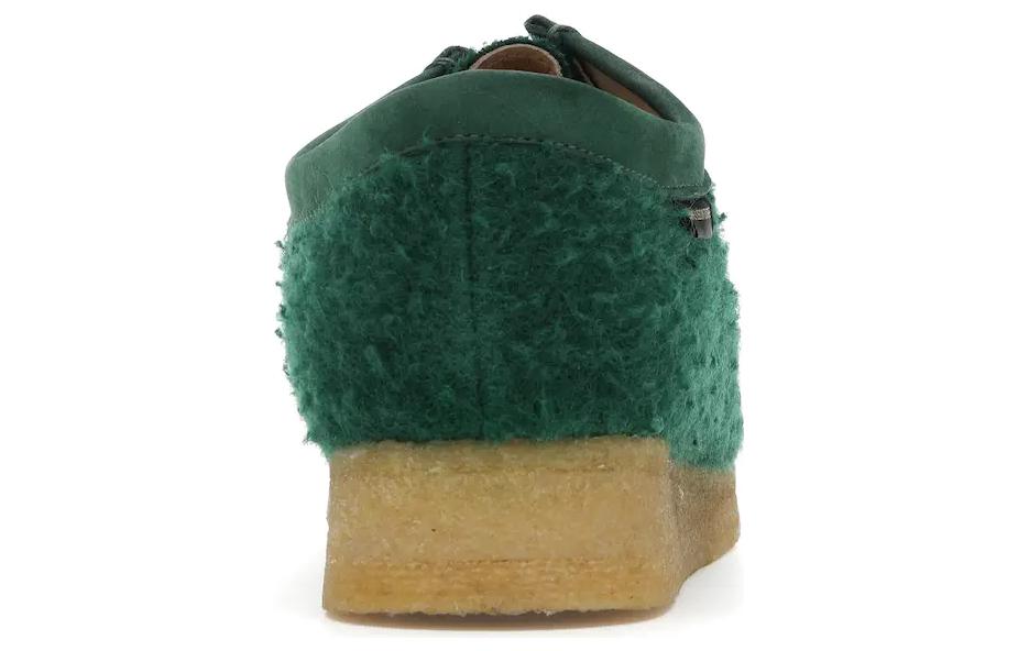 Shop Aimé Leon Dore x Clarks Wallabee 卡仙提諾羊毛 '綠色' 26160880