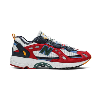 Aimé Leon Dore NB 827 'Red'