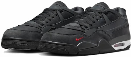 Air Jordan 4RM x Nigel Sylvester 'Driveway Grey' Abu-abu Sneakers HF4334-004 Lookbook Air Jordan 4RM x Nigel Sylvester 'Driveway Grey' Abu-abu Sneakers HF4334-004