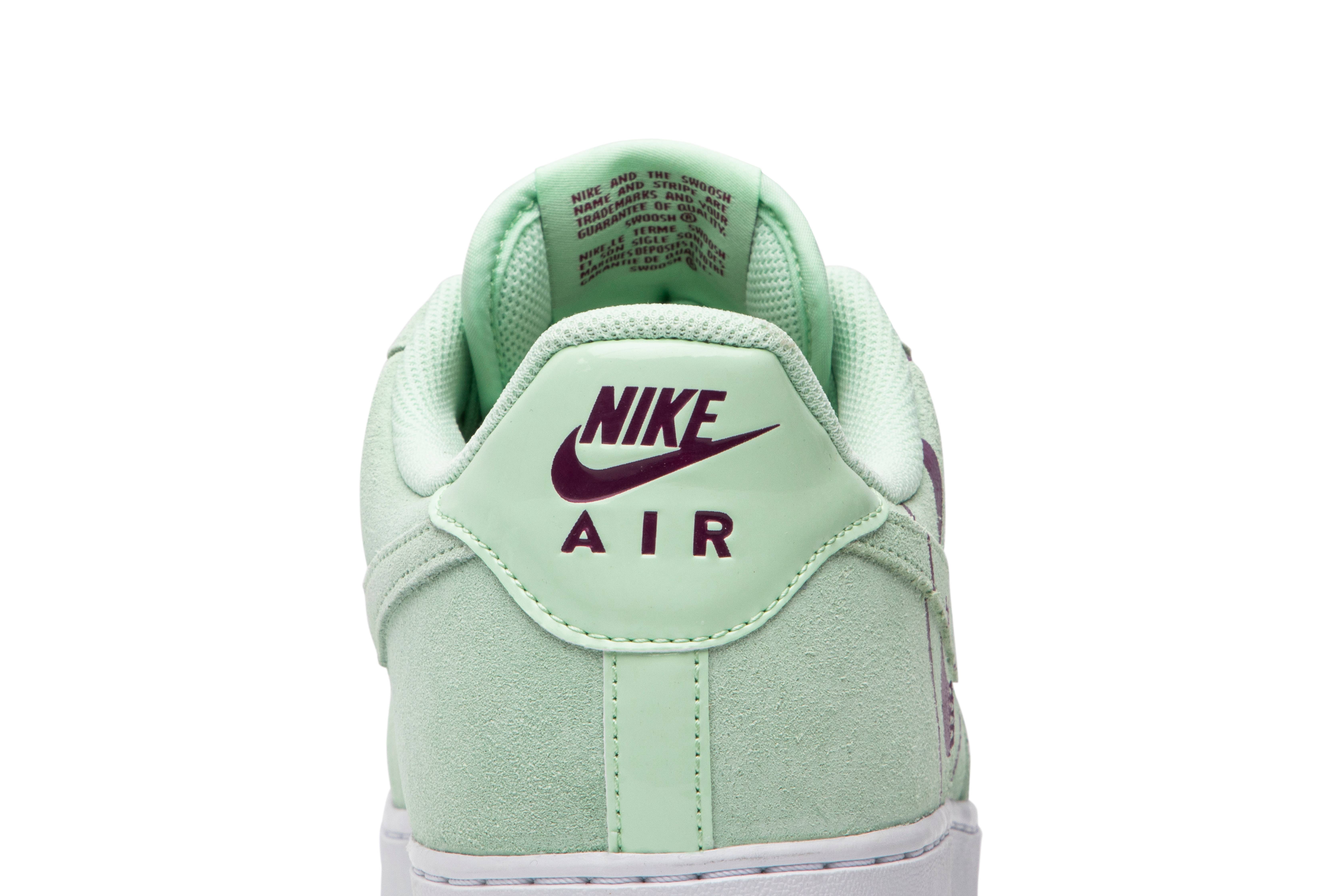 Sizing 空軍 1 Low Have a Nike Day Frosted Spruce BQ9044-300