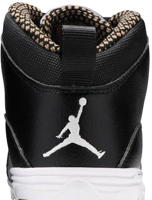 Air Jordan 10 TD Mid 'Hitam Emas Metalik' CQ2073-007 Sizing Air Jordan 10 TD Mid 'Hitam Emas Metalik' CQ2073-007