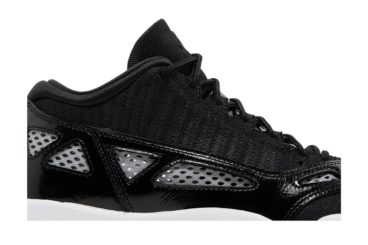 Air Jordan 11 Low IE 'Black White'