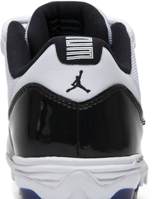 Kasut Air Jordan 11 Low TD Cleat 'Concord' AO1560-123 Sizing Kasut Air Jordan 11 Low TD Cleat 'Concord' AO1560-123