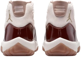 Air Jordan 11 复刻版“中国” IM8352-670 Shop Air Jordan 11 复刻版“中国” IM8352-670