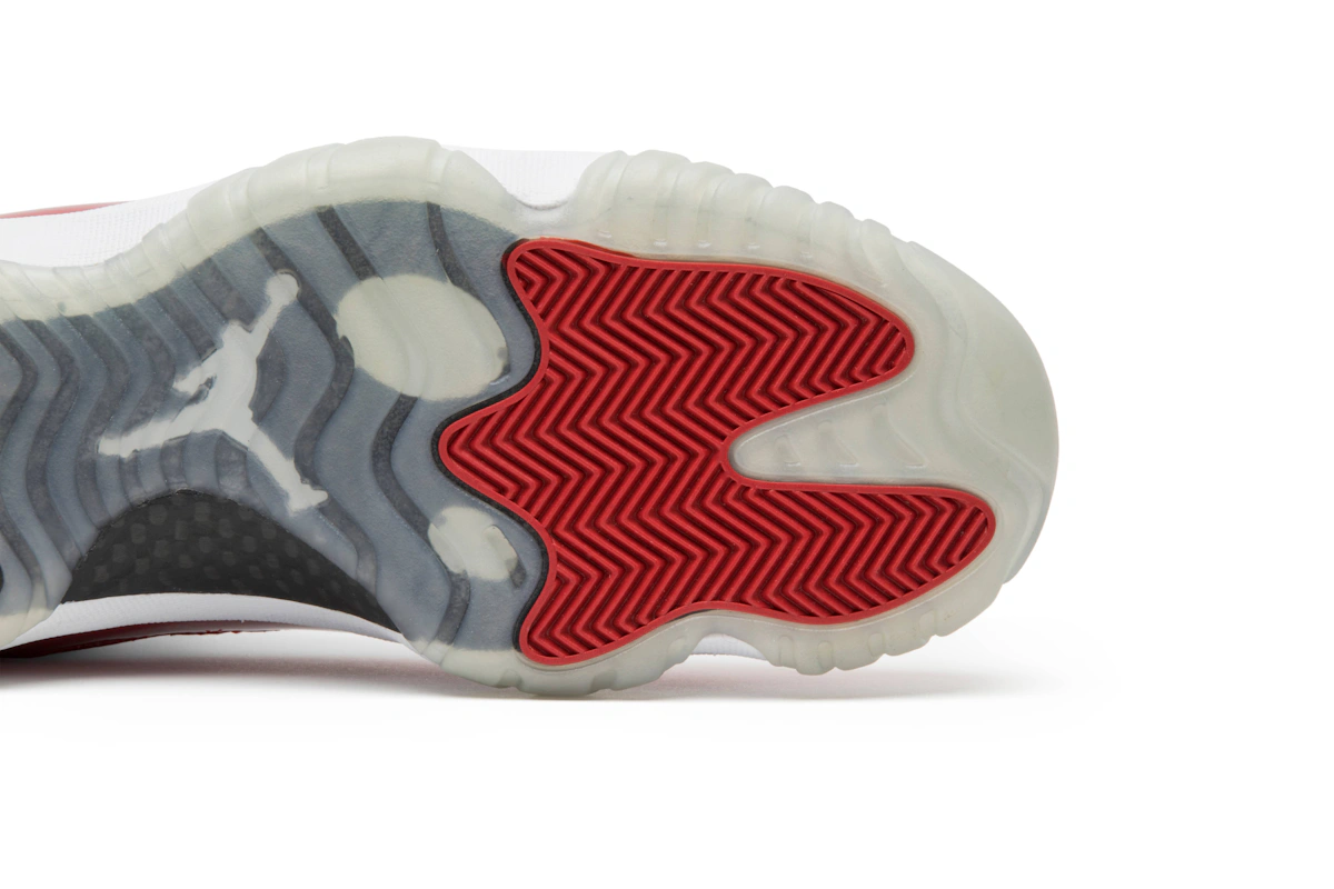 Air Jordan 11 Retro Low 'Cherry' 2016 528895-102