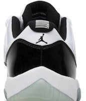 에어 조던 11 레트로 로우 '콩코드' 528895-153 Sizing 에어 조던 11 레트로 로우 '콩코드' 528895-153