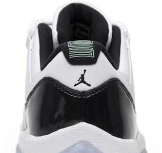 エアジョーダン11 レトロ ロー "エメラルド" 528895-145 Sizing エアジョーダン11 レトロ ロー "エメラルド" 528895-145