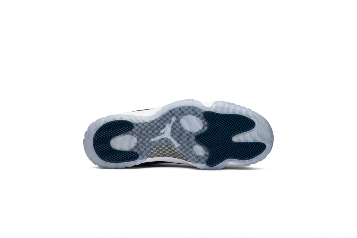 Air Jordan 11 Retro Low 'Navy Snakeskin' 2019