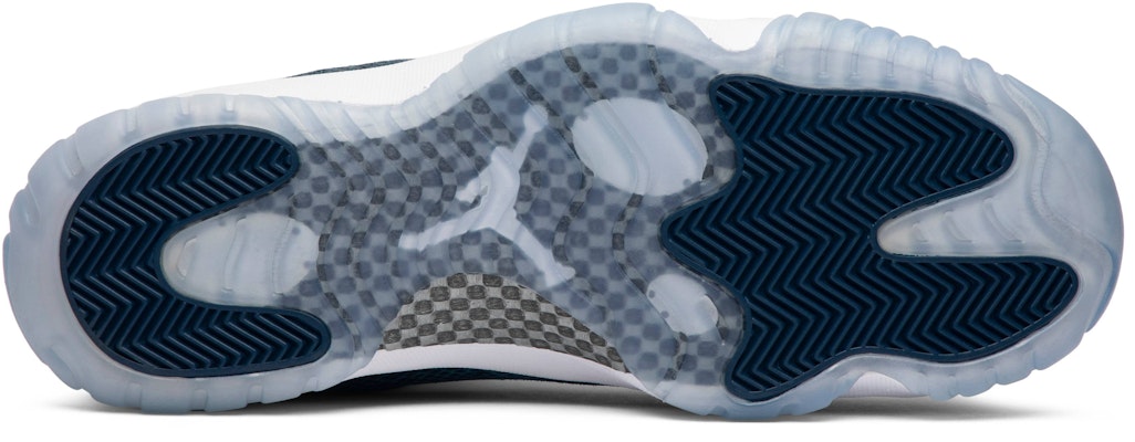 Air Jordan 11 Retro Low 'Navy Snakeskin' 2019 CD6846-102 Shop Air Jordan 11 Retro Low 'Navy Snakeskin' 2019 CD6846-102