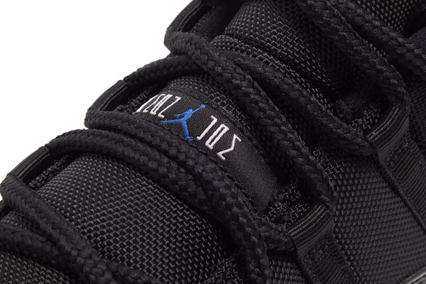 Air Jordan 11 Retro Low 'Space Jam' FV5104-004 1