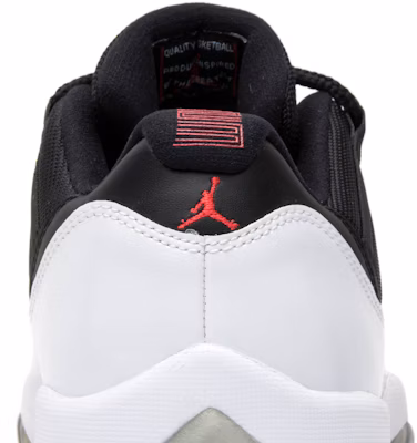 Air Jordan 11 Retro Low 'Tuxedo' 528895-110 Sizing Air Jordan 11 Retro Low 'Tuxedo' 528895-110