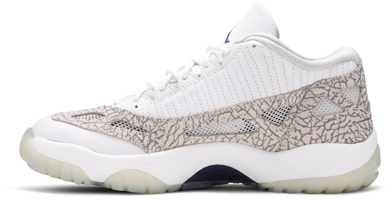 Air Jordan 11 Retro Low IE 'Cobalt' 2003 306008-142 Lookbook Air Jordan 11 Retro Low IE 'Cobalt' 2003 306008-142