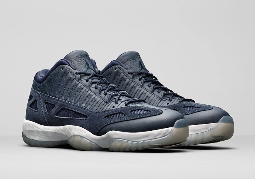 Air Jordan 11 復刻低筒 IE 'Obsidian' 919712-400 Lookbook Air Jordan 11 復刻低筒 IE 'Obsidian' 919712-400