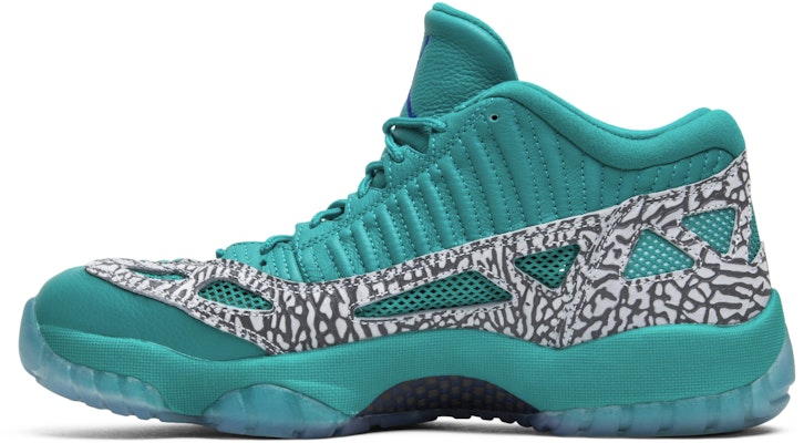 Air Jordan 11 Retro Low IE 'Rio Teal' 919712-300 (Warna Hijau Biru) Lookbook Air Jordan 11 Retro Low IE 'Rio Teal' 919712-300 (Warna Hijau Biru)