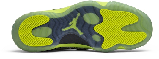 Air Jordan 11 Retro Low IE 'Volt' 919712-700 (Warna Neon Hijau) Shop Air Jordan 11 Retro Low IE 'Volt' 919712-700 (Warna Neon Hijau)