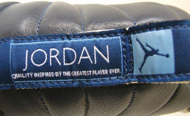 Air Jordan 12 OG 'Obsidian' 130690-411 3