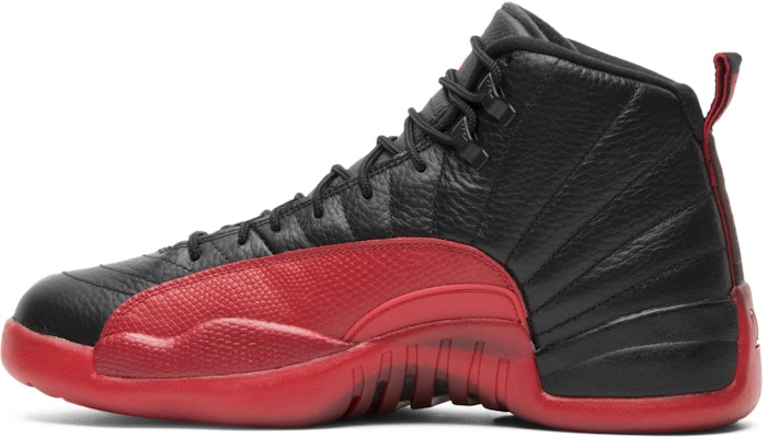 Air Jordan 12 Retro 'Flu Game' 2016 Zapatillas Deportivas 130690-002 Lookbook Air Jordan 12 Retro 'Flu Game' 2016 Zapatillas Deportivas 130690-002