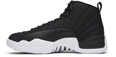 Air Jordan 12 Retro 'Neoprene' 130690-004 (Warna Hitam) Lookbook Air Jordan 12 Retro 'Neoprene' 130690-004 (Warna Hitam)
