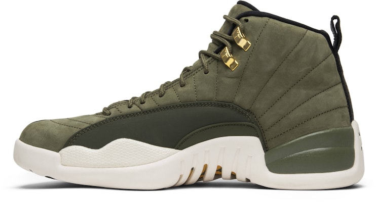 Air Jordan 12 Retro CP3 'Class Of 2003' 130690-301 Lookbook Air Jordan 12 Retro CP3 'Class Of 2003' 130690-301