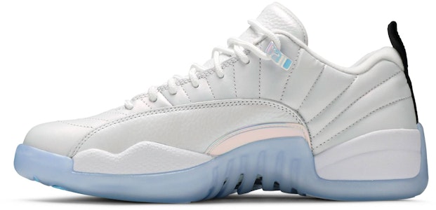 Air Jordan 12 Retro Low 'Easter' Putih Sneakers Pria DB0733-190 Lookbook Air Jordan 12 Retro Low 'Easter' Putih Sneakers Pria DB0733-190