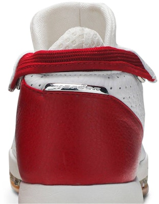 Red jordan 16 online