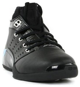 Air Jordan 17 OG Low 'Negro Cromo' 303891-004 Lookbook Air Jordan 17 OG Low 'Negro Cromo' 303891-004