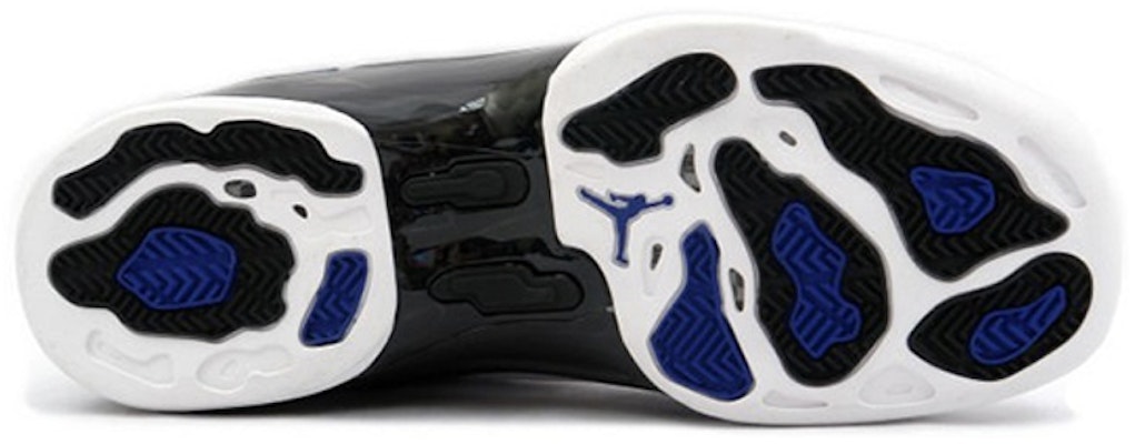 Air Jordan 17 Retro OG 'Putih Hitam Tembaga' 304709-103 Lookbook Air Jordan 17 Retro OG 'Putih Hitam Tembaga' 304709-103