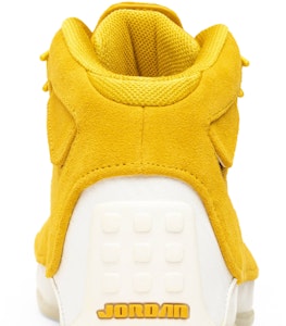 エアジョーダン18 レトロ "イエロー スエード" AA2494-701 Sizing エアジョーダン18 レトロ "イエロー スエード" AA2494-701