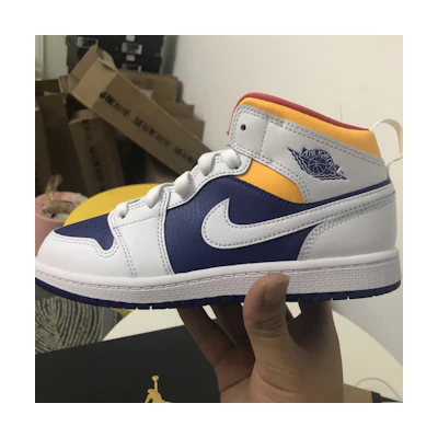 Jordan 1 'White Orange Blue'