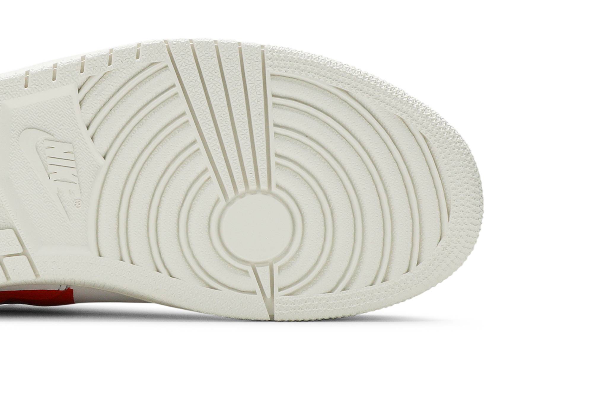 Sizing Air Jordan 1 Centre Court「Banned」DJ2756-101