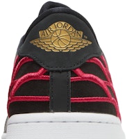 Air Jordan 1 Centre Court 'Hitam Merah Jambu' DQ8577-001 Sizing Air Jordan 1 Centre Court 'Hitam Merah Jambu' DQ8577-001