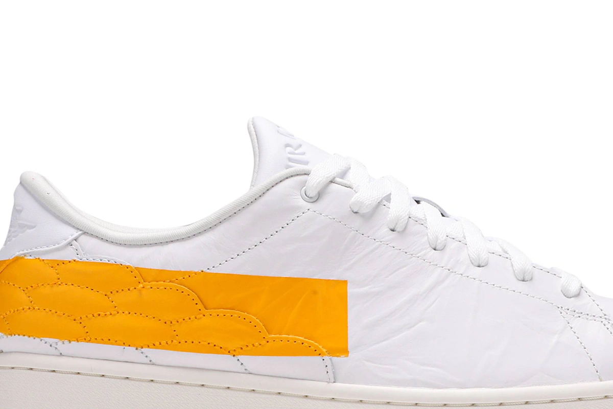 Air Jordan 1 Centre Court 'University Gold'